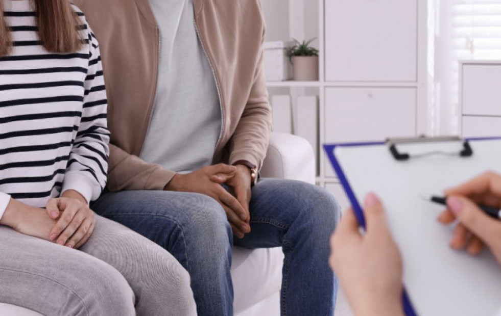 Gonorrea, sífilis y clamidia, ¿por qué hay cada vez más jóvenes con estas infecciones?
