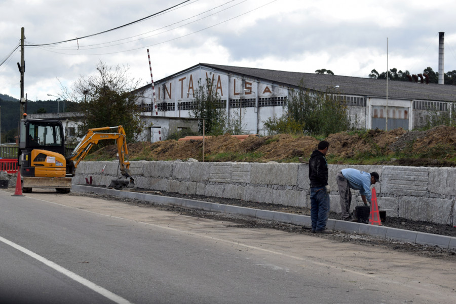 Valga proyecta la mejora del acceso al área empresarial de Campaña por 150.000 euros