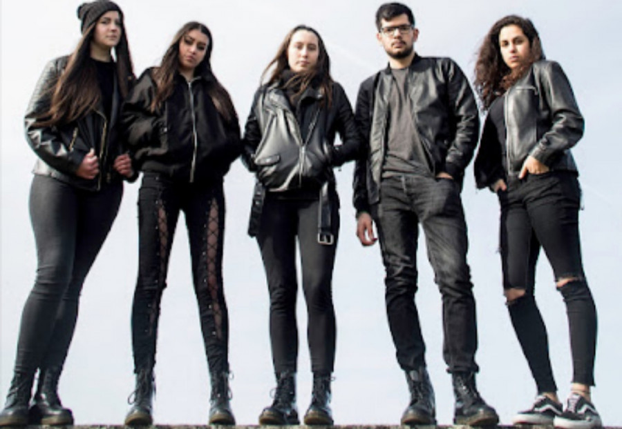 El festival Antrospinos alcanza hoy su 16ª edición en Taragoña con los conciertos de seis grupos y la actuación de un DJ