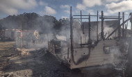 Arde por completo una casa prefabricada en Picón, en un incendio en Meaño