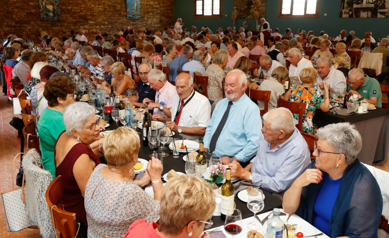 Gran encuentro de emigrantes en Cambados