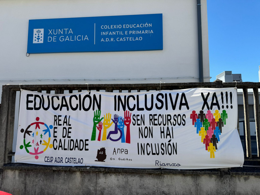 El ANPA “Os Gudiños” organiza el miércoles una “pandereitada” para exigir el desdoble de dos de sus clases