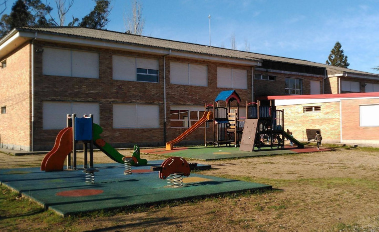 Las familias del colegio San Clemente rechazan la supresión de la tercera unidad de Infantil: “É ilegal e inxustificado”
