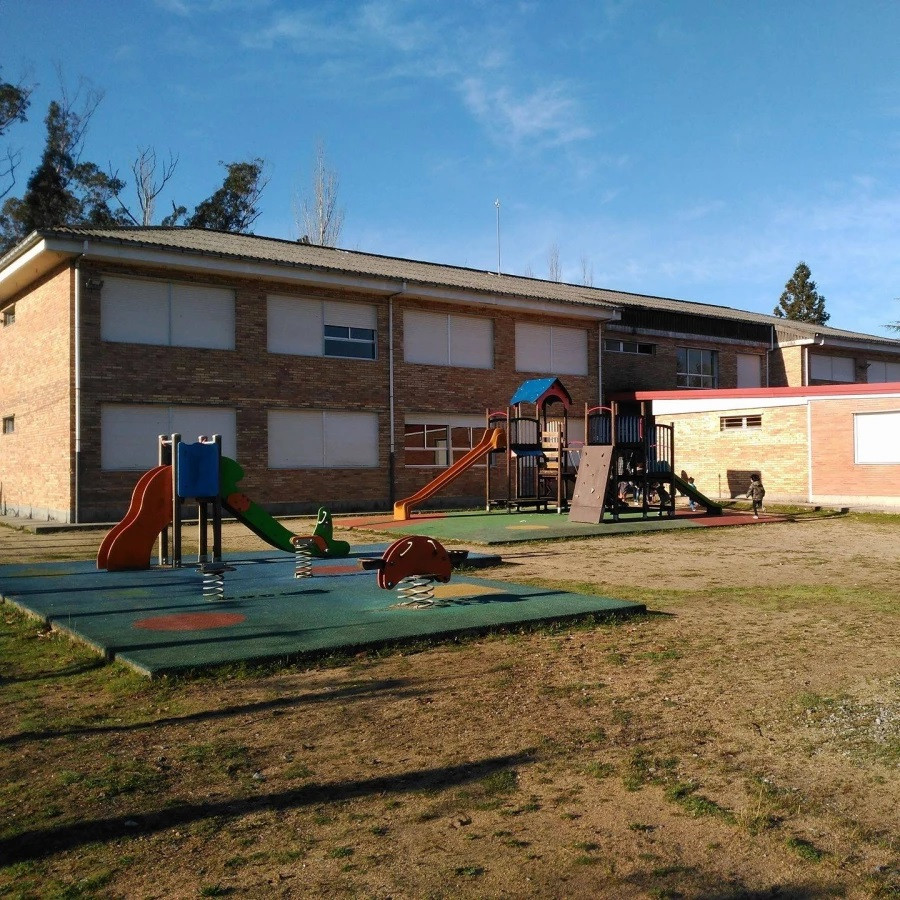 Caldas reclama por unanimidad a la Xunta la tercera unidad infantil del San Clemente: “É un atropelo”