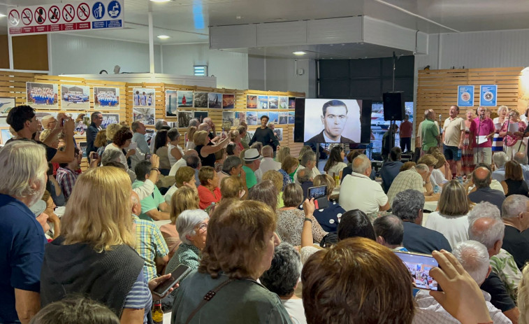 La VI Festa da Empanada Mariñeira reparte más de 3.000 raciones en una edición con éxito de asistencia