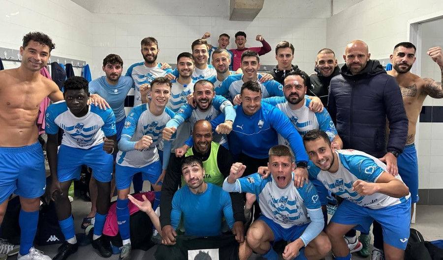 Un doblete de Viturro sella la segunda victoria del de Ribeira