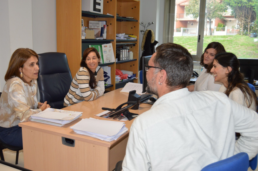 El Concello de Sanxenxo ofrece su colaboración para gestionar el acceso de los migrantes al mercado laboral
