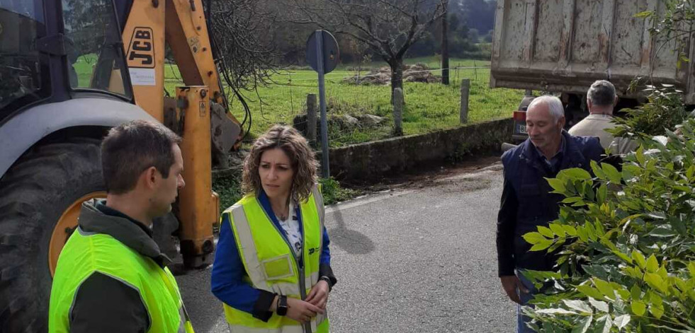 La Diputación supervisa las obras de mejora de seguridad vial en la carretera Cuntis-Alto da Cruz EP-8403