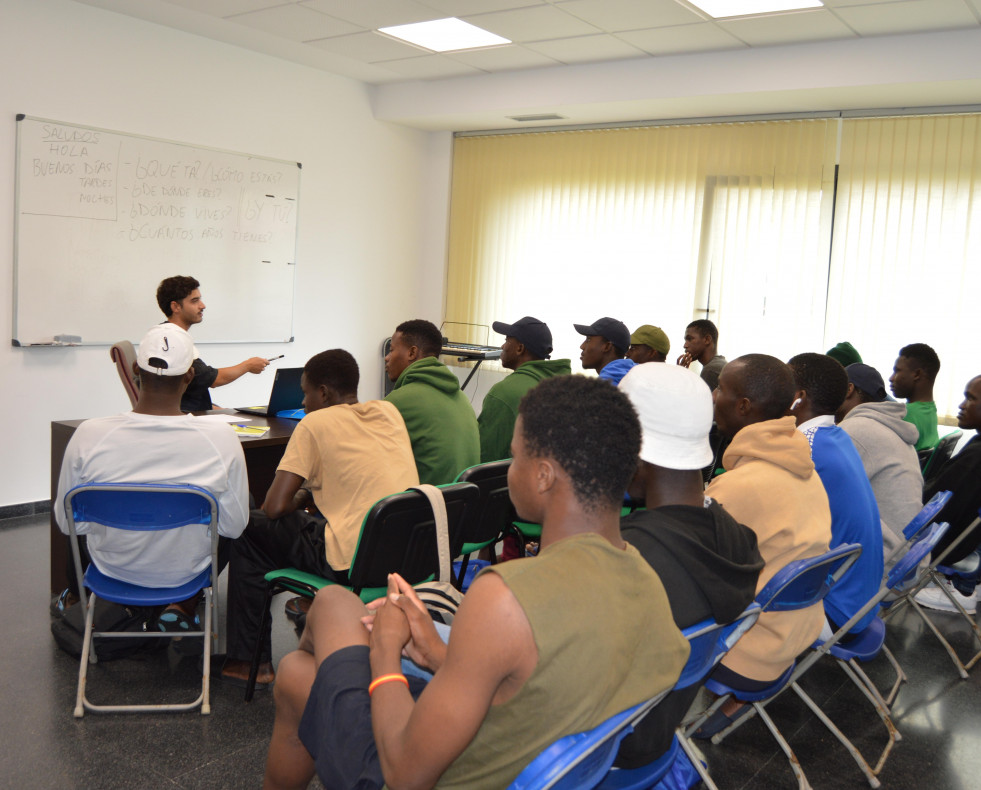Clases migrantes sanxenxo mali 16170103 (1)