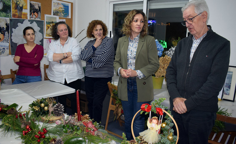 Mulleres Rurais Albor clausuran un curso de arte floral de treinta horas
