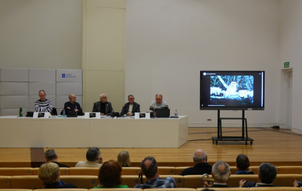 A Real Academia Galega presenta unha ferramenta web cos nomes galegos das aves de Galicia e España