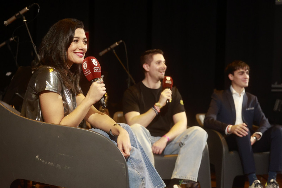 El espíritu eurovisivo llenará hoy A Peixería con la música de Cepeda, Carlos Higes o Verónica Codesal