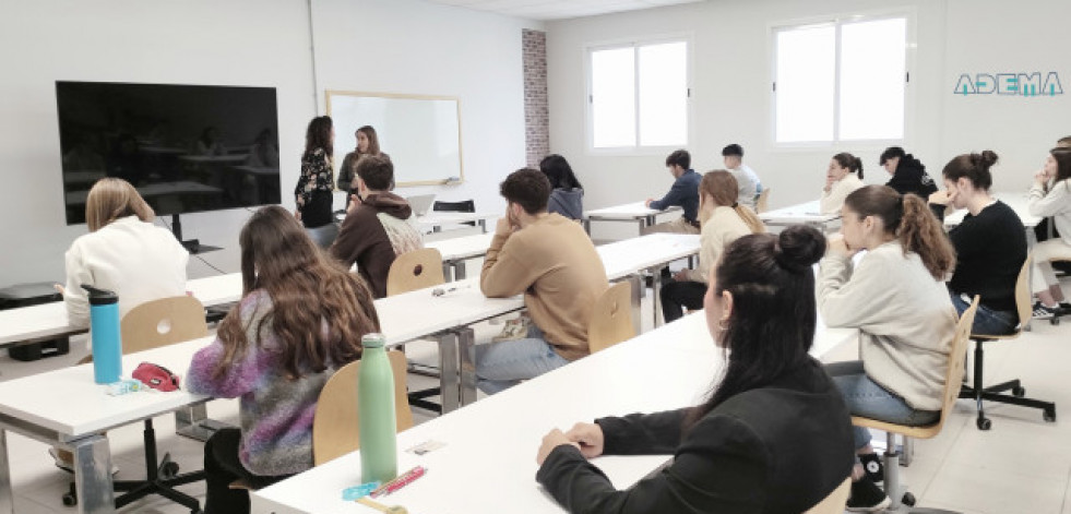 España, muy por debajo de la media OCDE en competencias de adultos, que casi no mejoran