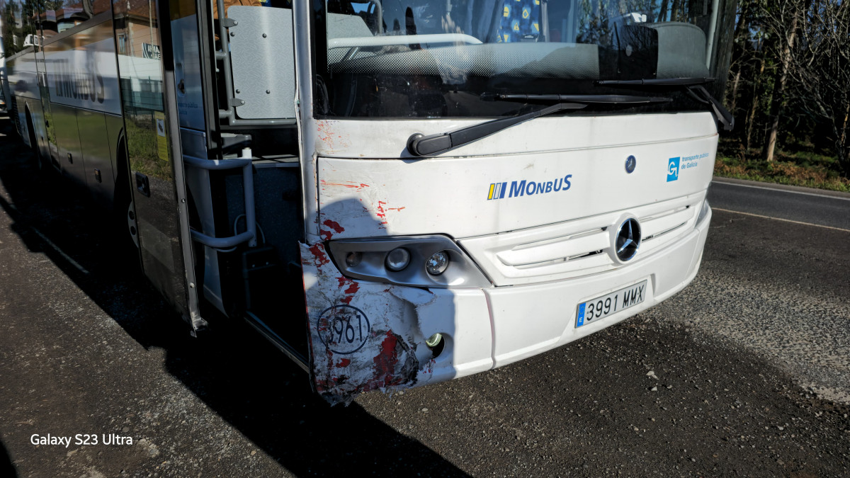 Bus accidente Cuntis