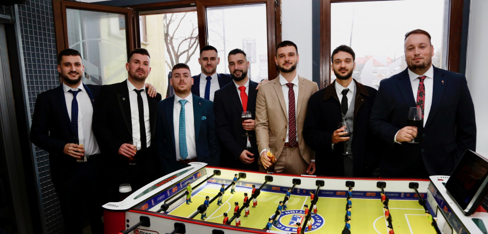 Búscate en la fiesta de San Julián de A Illa