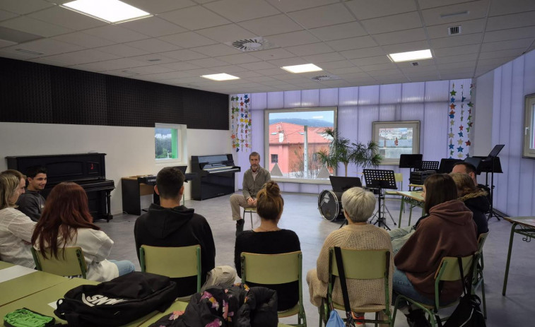 Caldas hace un llamamiento a las empresas para colaborar en el programa integrado de empleo