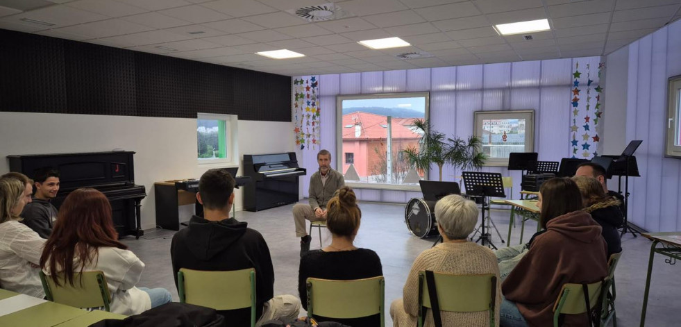 Caldas hace un llamamiento a las empresas para colaborar en el programa integrado de empleo