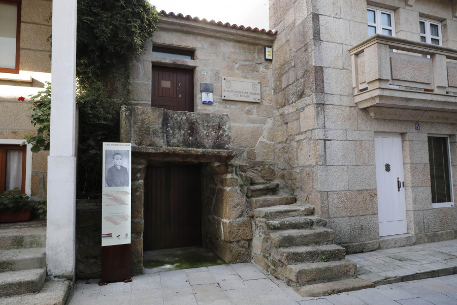 Cambados negocia nuevas cesiones para el legado Cabanillas, como la obra “A ofrenda das fadas” de su puño y letra
