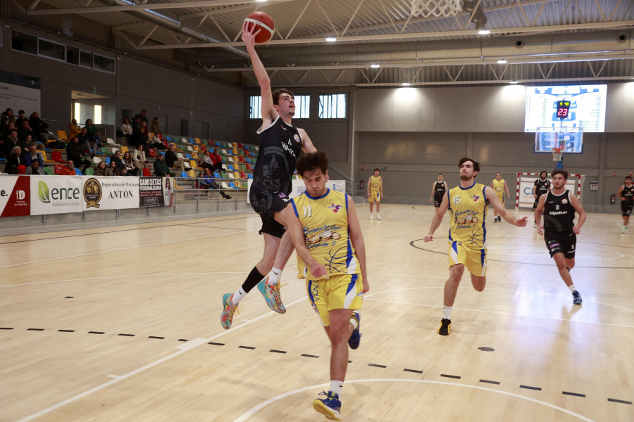 El Sigaltec le endosa un severo correctivo al Novobasket en Vigo