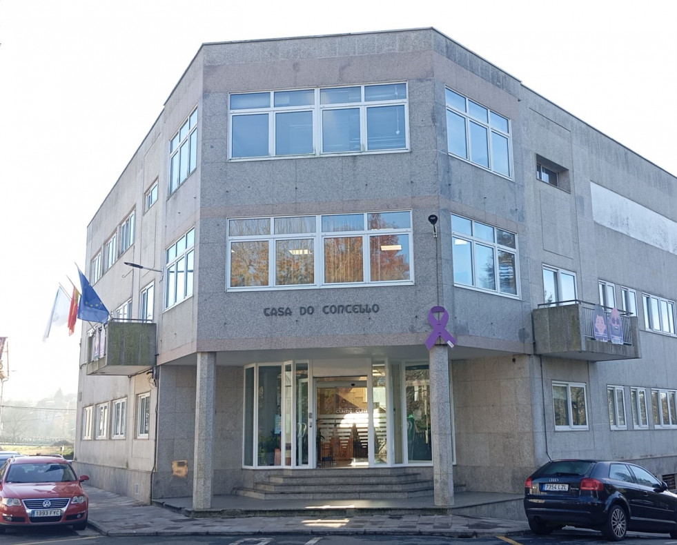 Fachada Concello de Cuntis