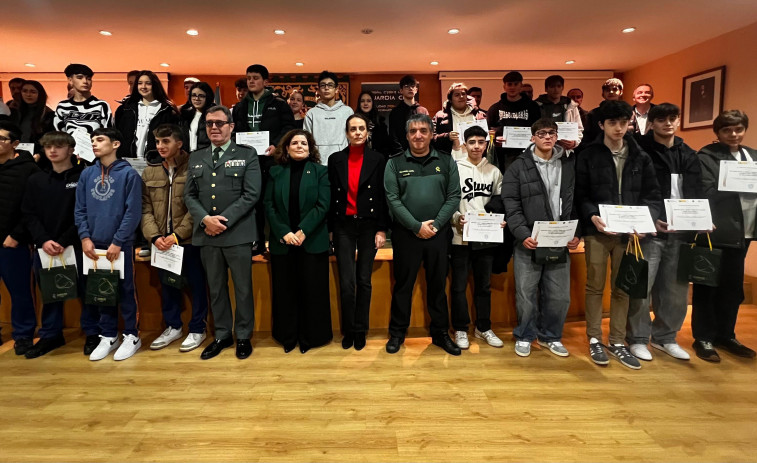 El IES de Meaño representará a Galicia en la final nacional de la Ciberliga de la Guardia Civil