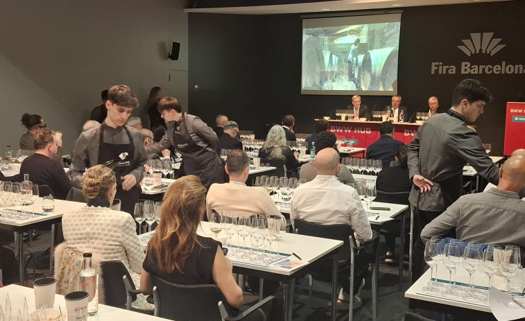 Expectación y aforo lleno en la cata de la DO Rías Baixas en la Barcelona Wine Week