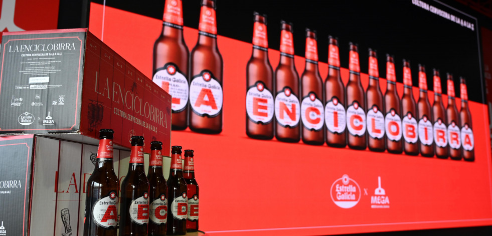 Estrella Galicia presenta en el MEGA la ‘Enciclobirra’, una nueva colección para aprender cultura cervecera