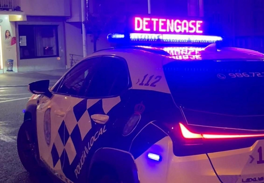 Policía Local y Guardia Civil investigan a un conductor kamikaze que se dio a la fuga en Sanxenxo