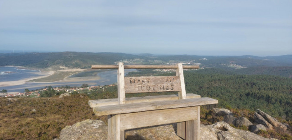 La ayuda de la Xunta permite a Cabana potenciar el mirador de Os Picotiños