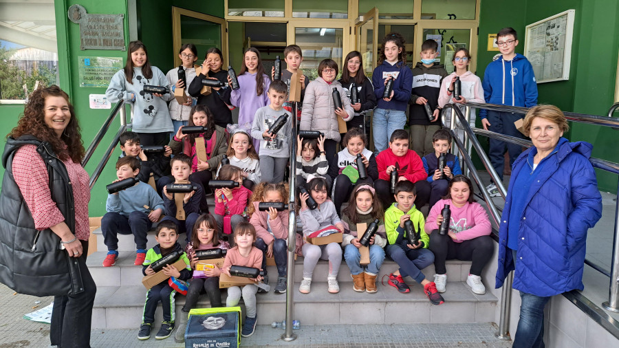Un concurso para niños, música y una ofrenda para celebrar el Día de Rosalía en A Pobra