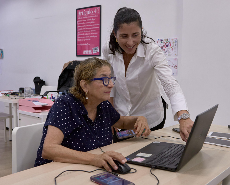 Foto convenio lacaixa 19024791