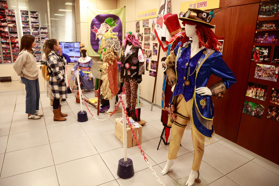 El museo del carnaval de O Grove recibe cientos de visitas cada día y afianza su continuidad