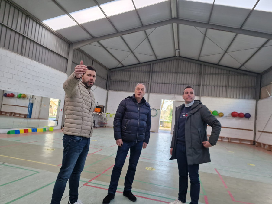 La Xunta culmina los trabajos de sustitución de la cubierta del gimnasio del CPI Santa Lucía