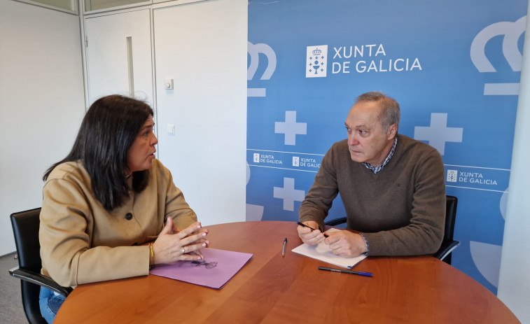 Meis reitera a la Xunta que limpie el “basurero” de la parcela autonómica junto al nudo de Curro