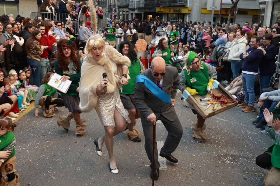 La sátira triunfa en Vilagarcía. Estos son los ganadores del Desfile de Entroido