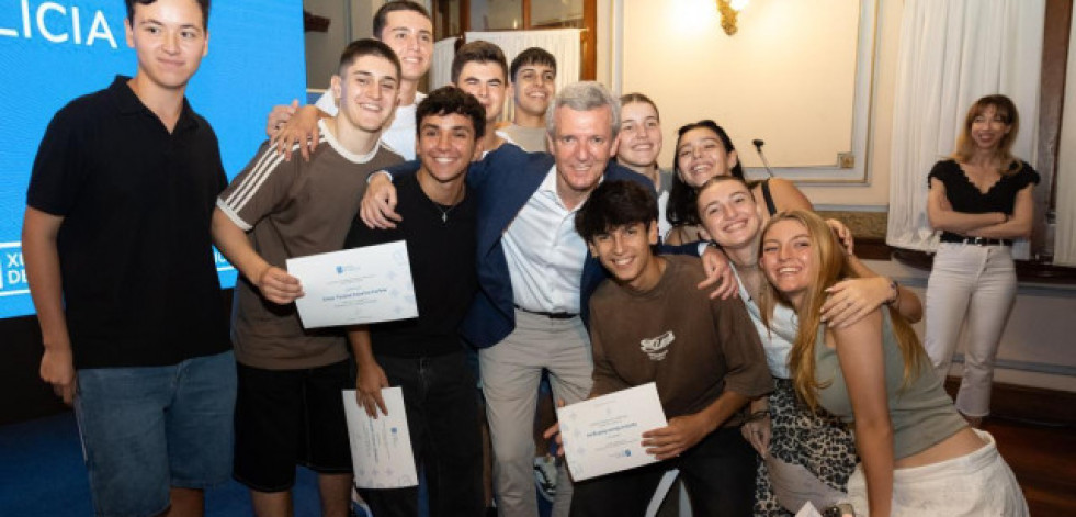 Rueda ensalza como “embajadora” a la comunidad gallega en el exterior