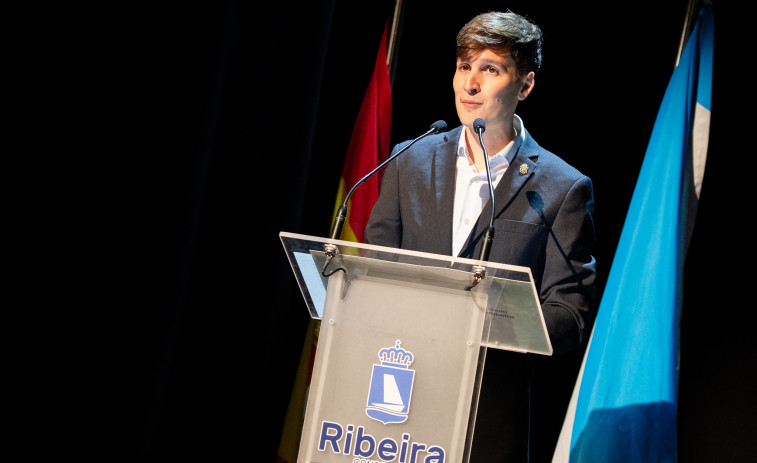 Ribeira mantiene la actividad normal y la Escola Infantil está abierta