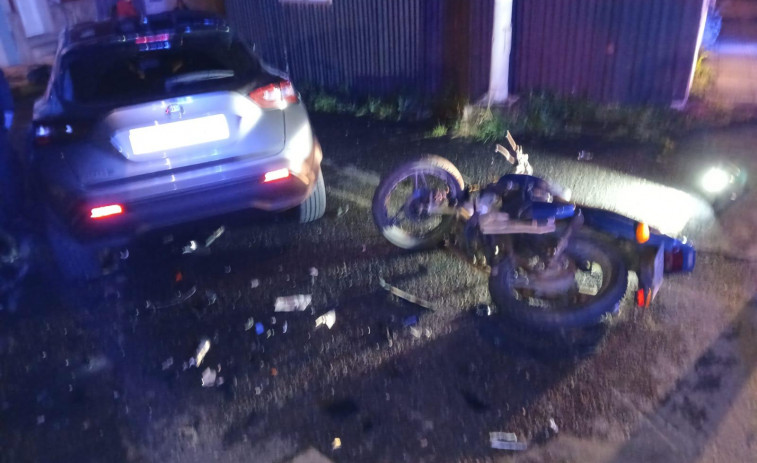 Herido muy grave un motorista tras un accidente en Vilagarcía