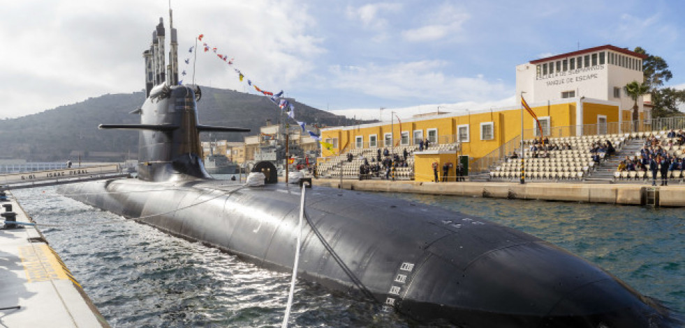 El submarino “Isaac Peral” llega este viernes a Galicia siguiendo su primera navegación