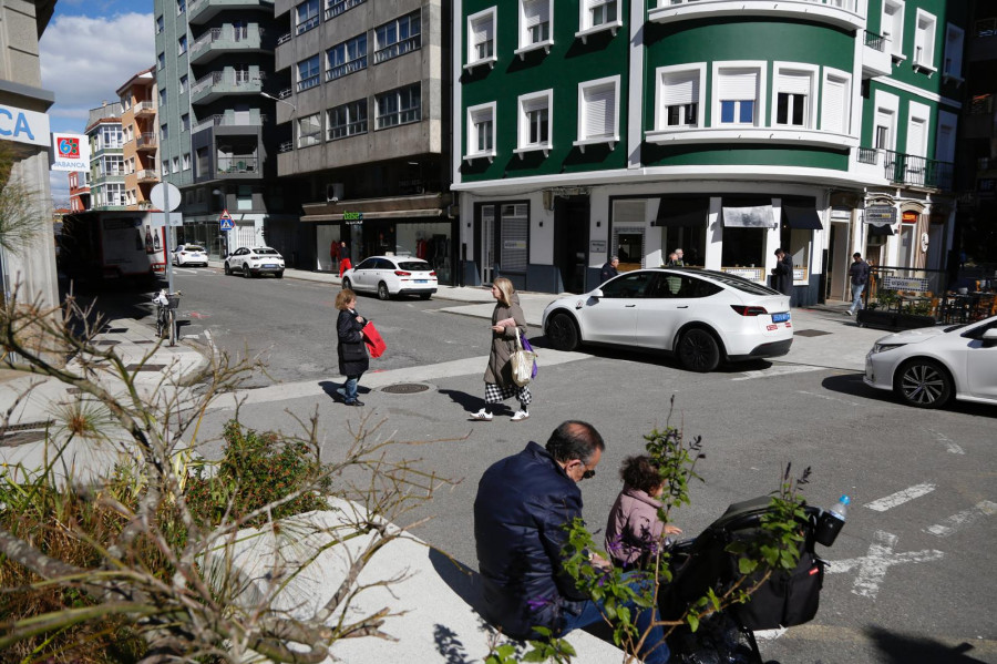 Los taxis estarán esta semana en Conde Vallellano mientras se pinta la parada nueva