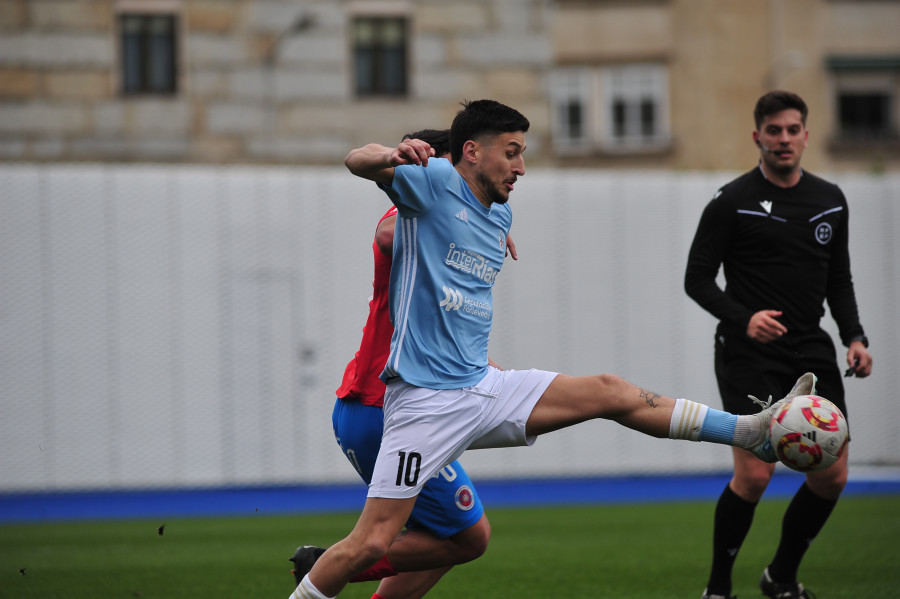 El Villalonga cede ante la fiabilidad y solidez del líder UD Ourense (2-0)