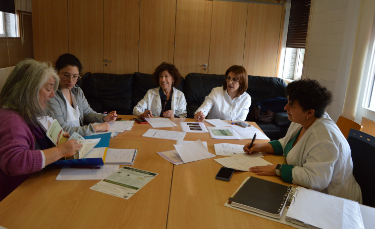 El personal sanitario local y el Concello de Sanxenxo crean la primera comisión por la salud