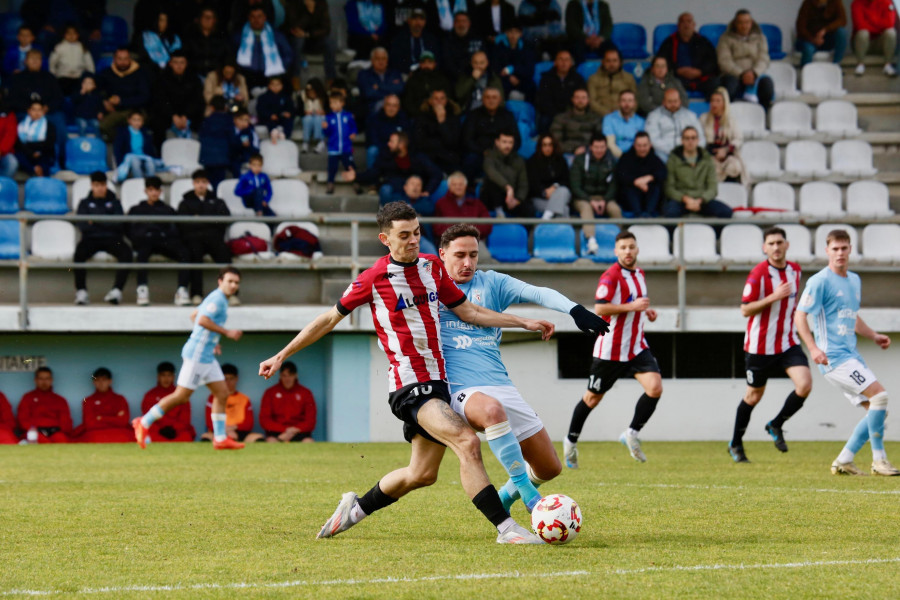 El Villalonga paga muy caro la falta de colmillo ante el Arteixo