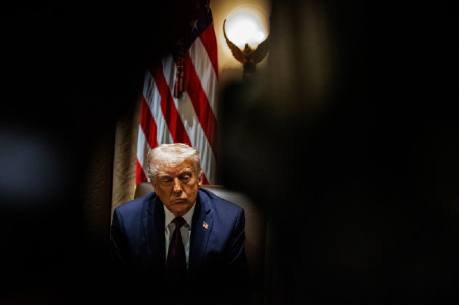 Trump impone aranceles del 25% a quien compre petróleo de Venezuela