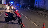 Fallece un menor en Cambados al estrellarse contra un poste tras una salida de vía