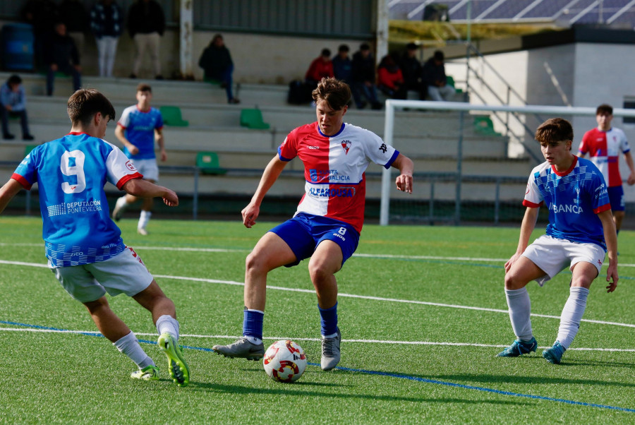 El Arosa Juvenil busca sellar la permanencia en A Grela I