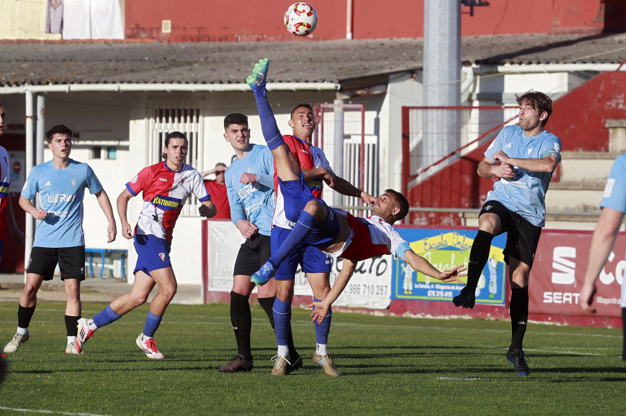 El Villalonga triunfa en A Lomba