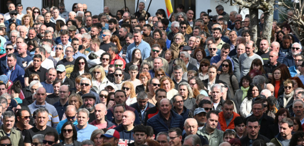 Más de 4.000 personas despiden a los cuatro mineros de Villablino que fallecieron en la mina de Cerredo