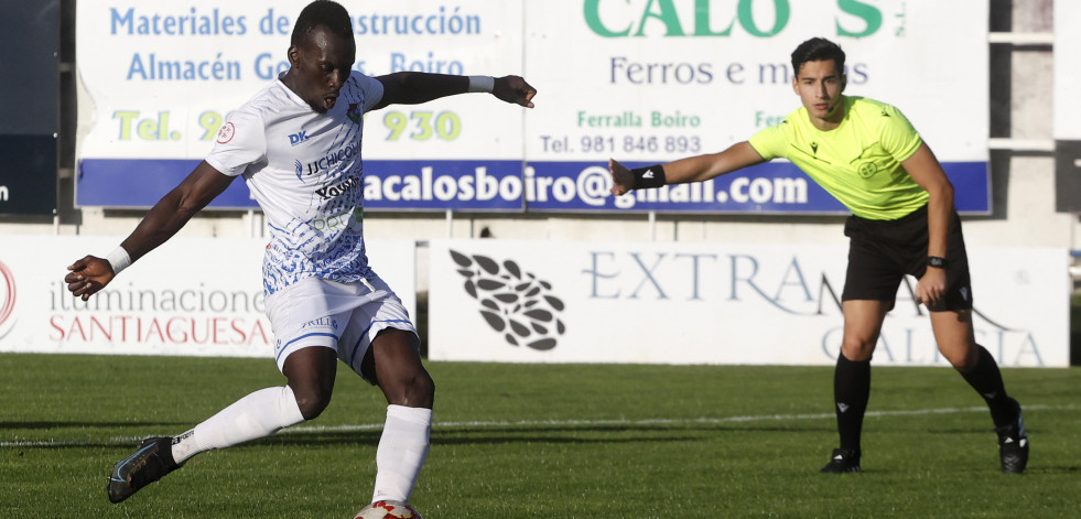 “Jugar contra el Arosa es muy especial para mí”, dice Sylla