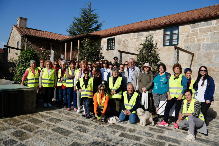 Andainas dos veces por semana y una especial con visita a O Cuadrante por el Día de la Actividad Física